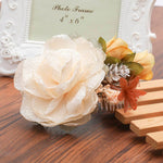 Peigne fleurs de mariée blanc