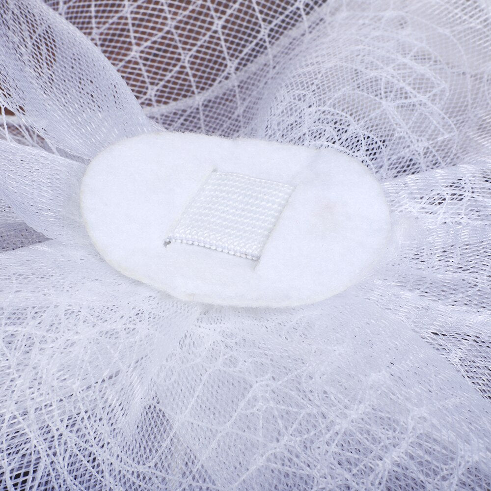 chapeau ceremonie moderne blanc